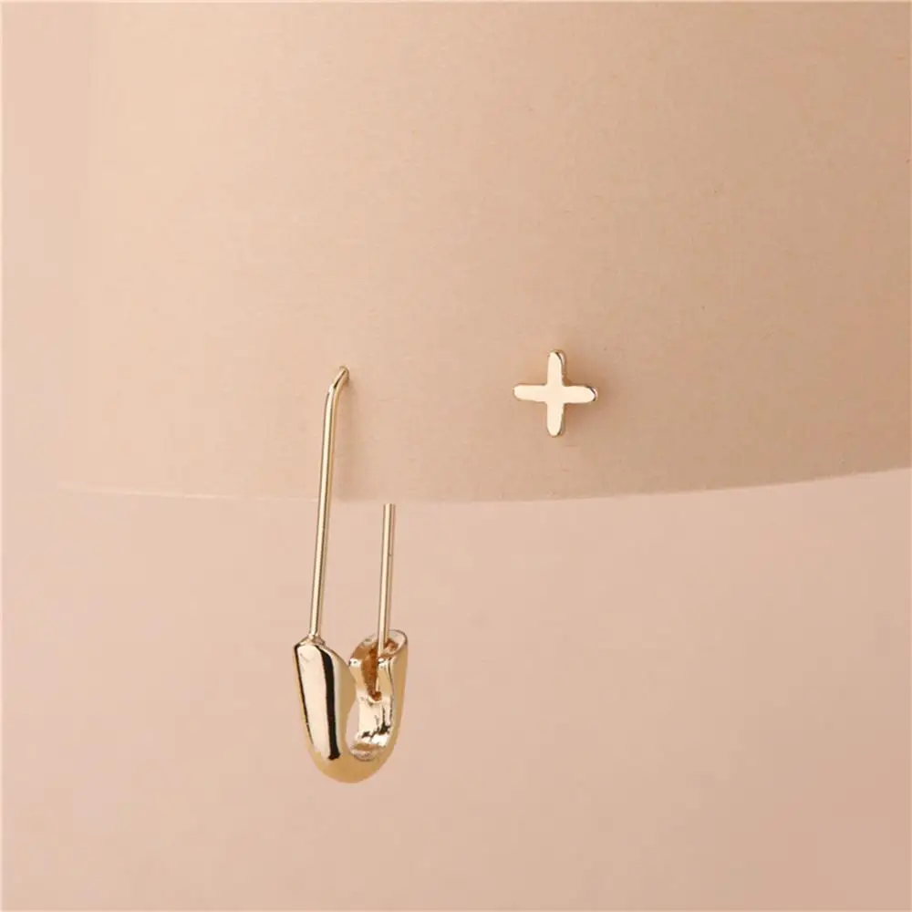 

Fashion Jewelry Wide Dotted Metal Stud Earrings for Women
