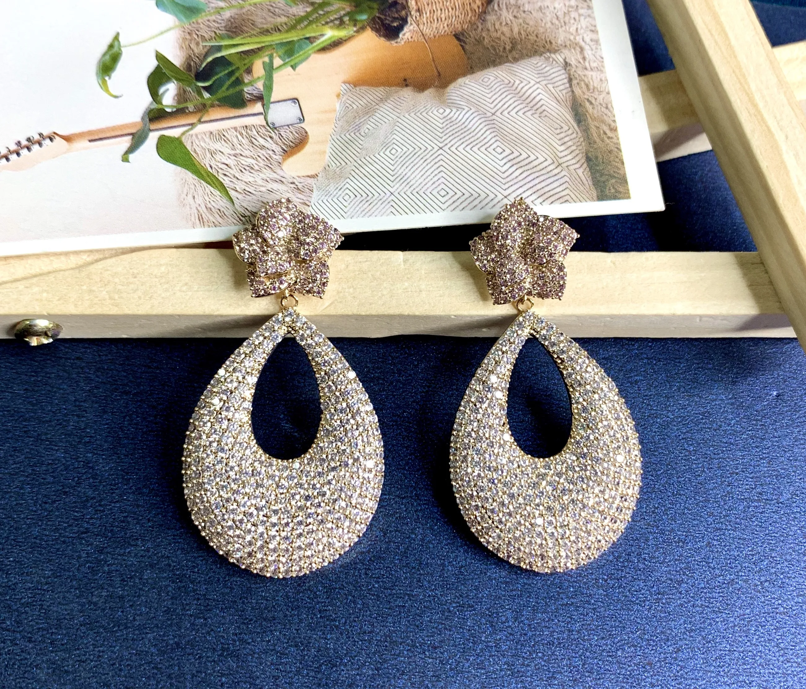 

CZ Stone With high quality Earring