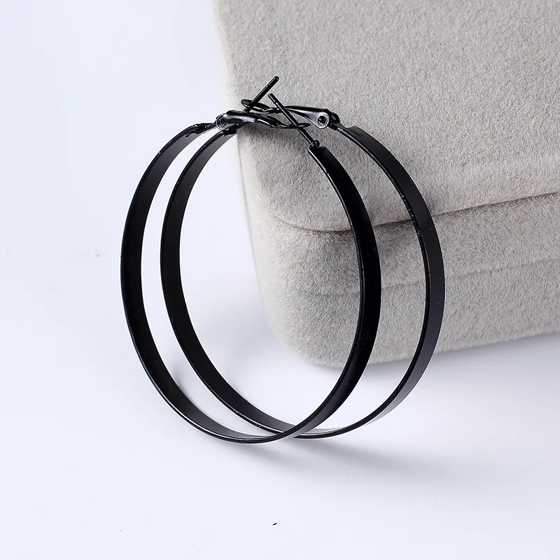 Женские серьги кольца в стиле панк черные широкие металлические из сплава