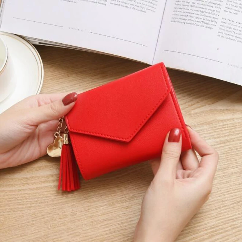 

Women's Tassel Wallet Fashion Purse Female Short Heart Mini Wallets Korean Student Purse Ladies Small Wallet For Women Money Bag