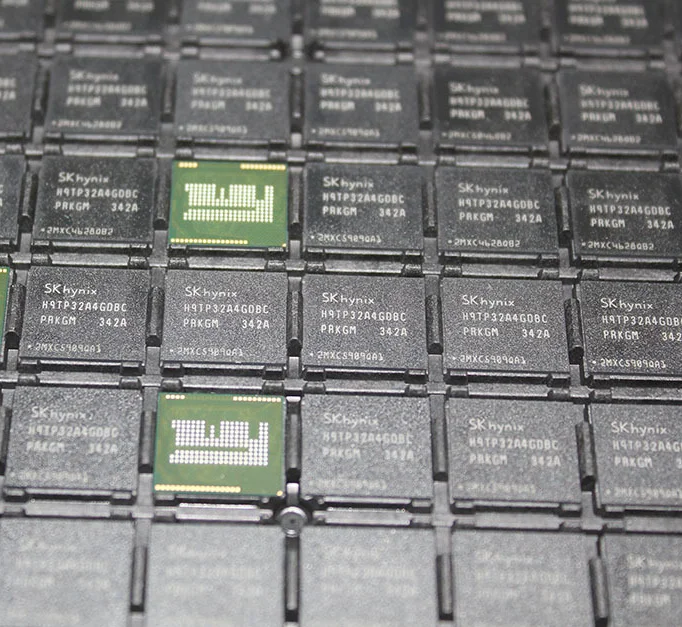 Mxy, новинка 100%, оригинальная Φ микросхема памяти BGA H9TP32A4GDBCPR KGM Mxy, новинка 100%, оригинальная Φ микросхема памяти BGA H9TP32A4GDBCPR KGM