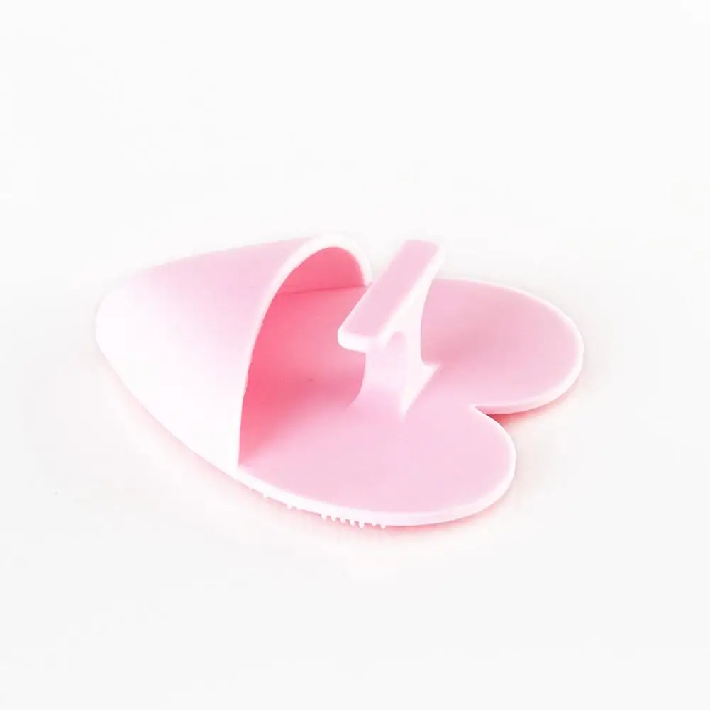 

[Ready Stock ] Soft Silicone Finger-Sleeve Style Heart Shape Face Cleaning Brush Makeup Foundation Brush for Massage Exfoliating