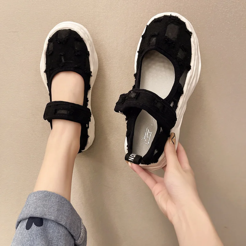 

2021 Mary Jane Shoes Cloth Shoes Women's Flat Casual Walking Shoes Hook and Loop Breathable Mesh Fashion Hole Shoes Velcro