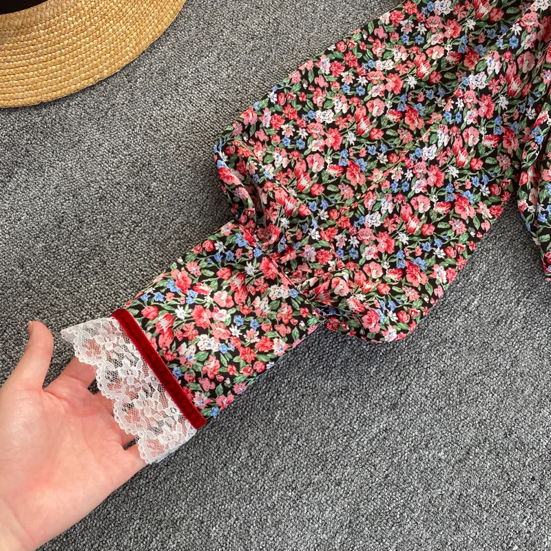 

Women Blouse Shirt Female Fashion Summer Floral Print Lapel Collar Puff Sleeve Lace Splicing Casual Loose Shirt Blusas