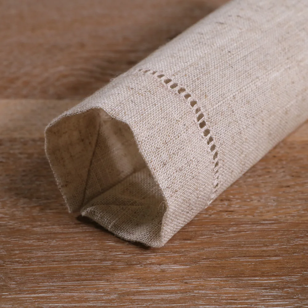 Фото Салфетки для коктейлей N038-6 Natural Flaxen, 12 штук, 6x6 дюймов, с вышивкой в виде лестницы, подходят для персонализированной вышивки и печати, а также в качестве подставок под кружки. №5