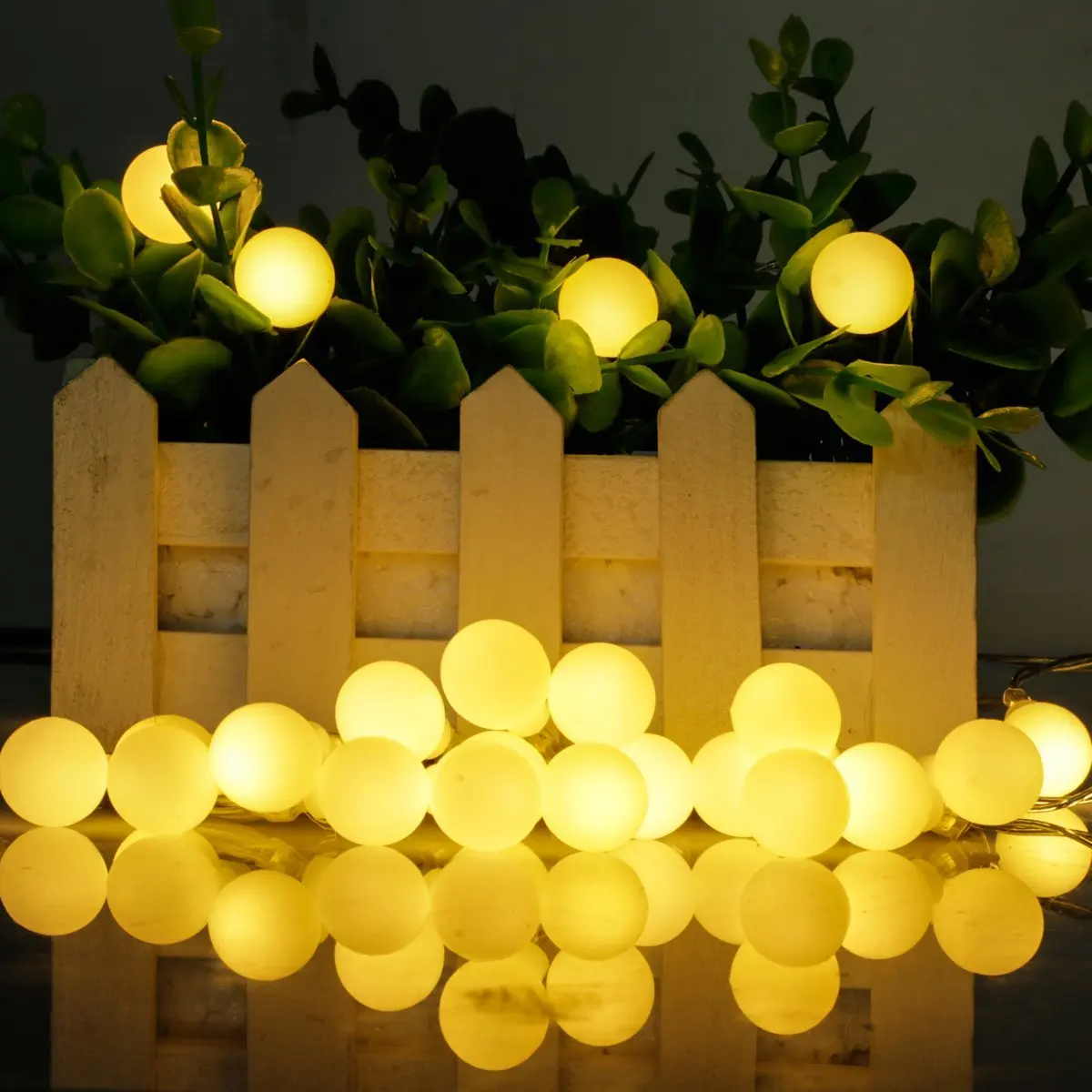 

10 Meters Outdoor Globe String Light Patio String Lights with 100 LED Light Bulbs Christmas Fairy String Lights EU Version