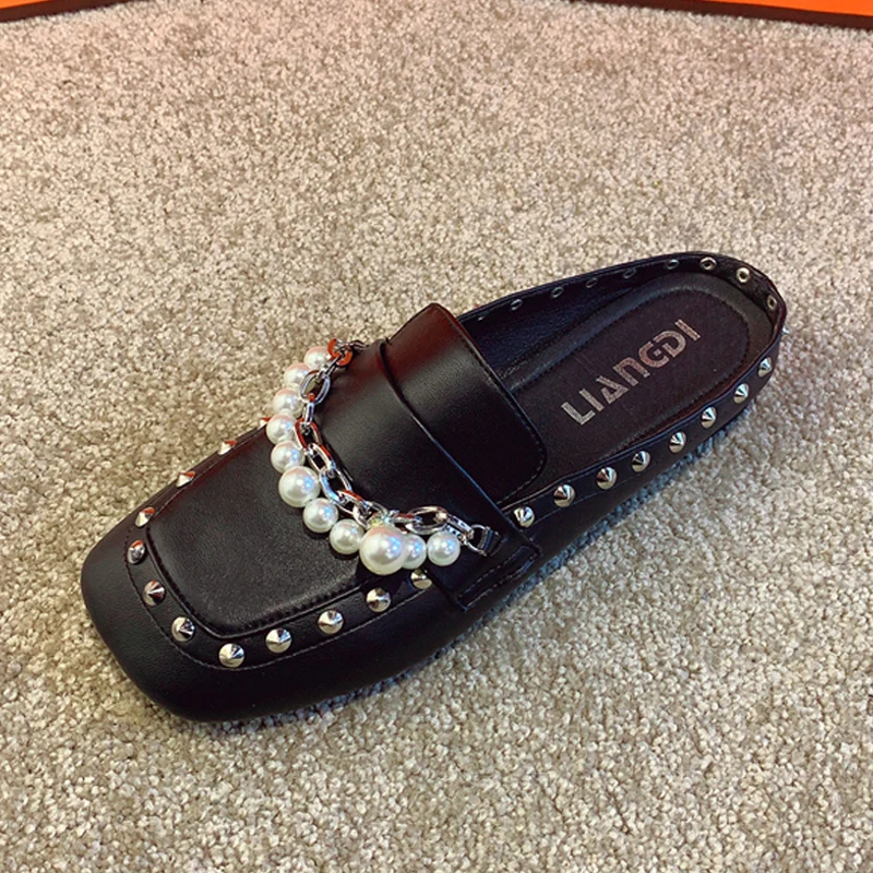 

Women Slippers 2021 Summer Shoes for Women Rivet Slippers Soft Shoes Women Pearl chain Fashion Mullers