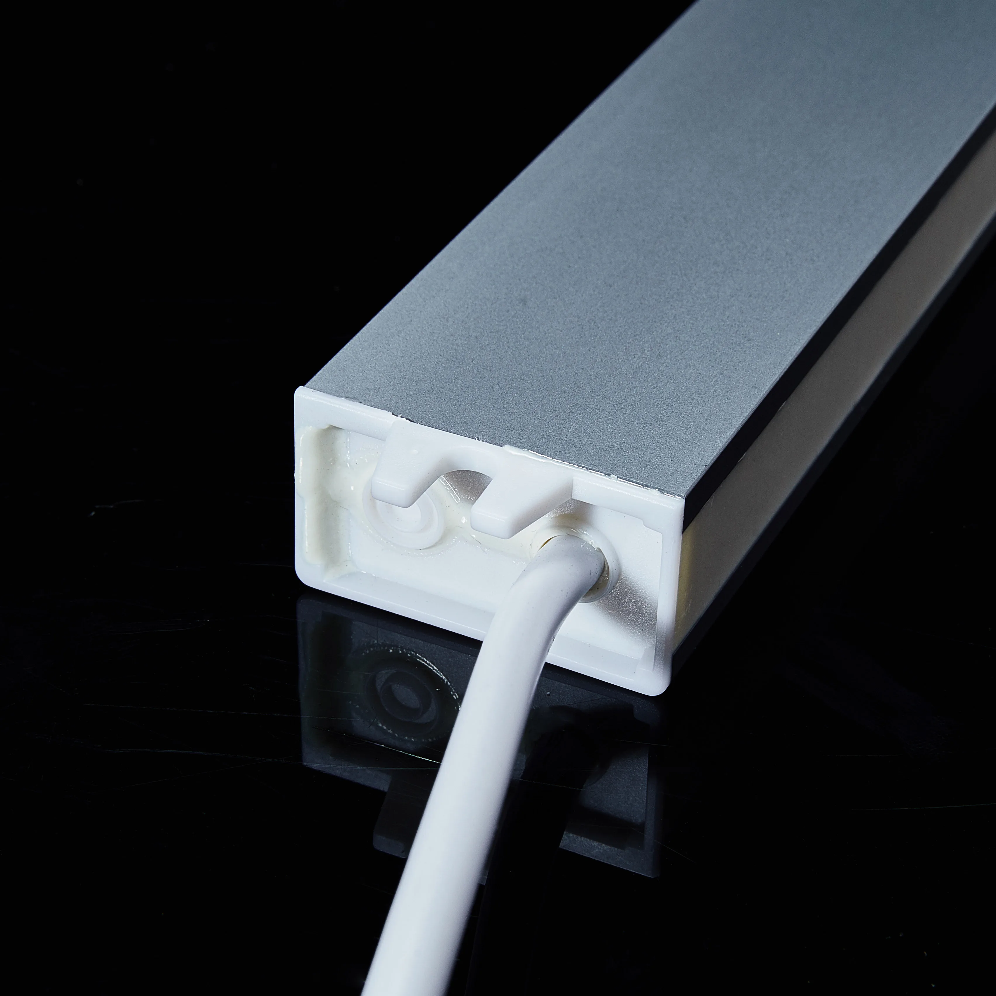 

Waterproof LED Power supply 40W 12V DC Output 100-240V AC Input