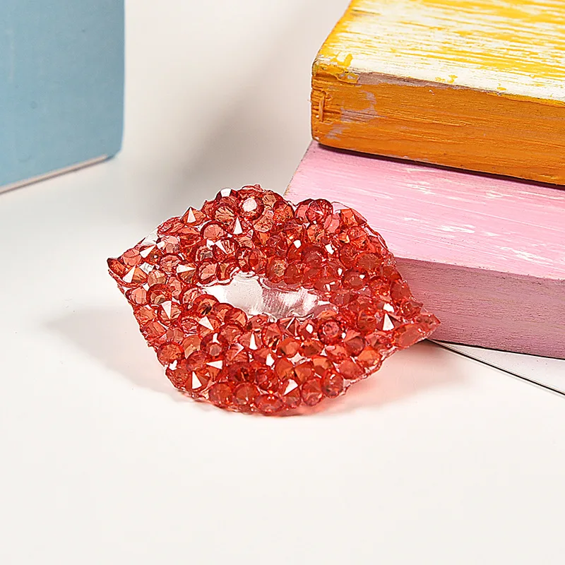 Модные красные блестящие алмазные стразы горячей фиксации с плоской задней