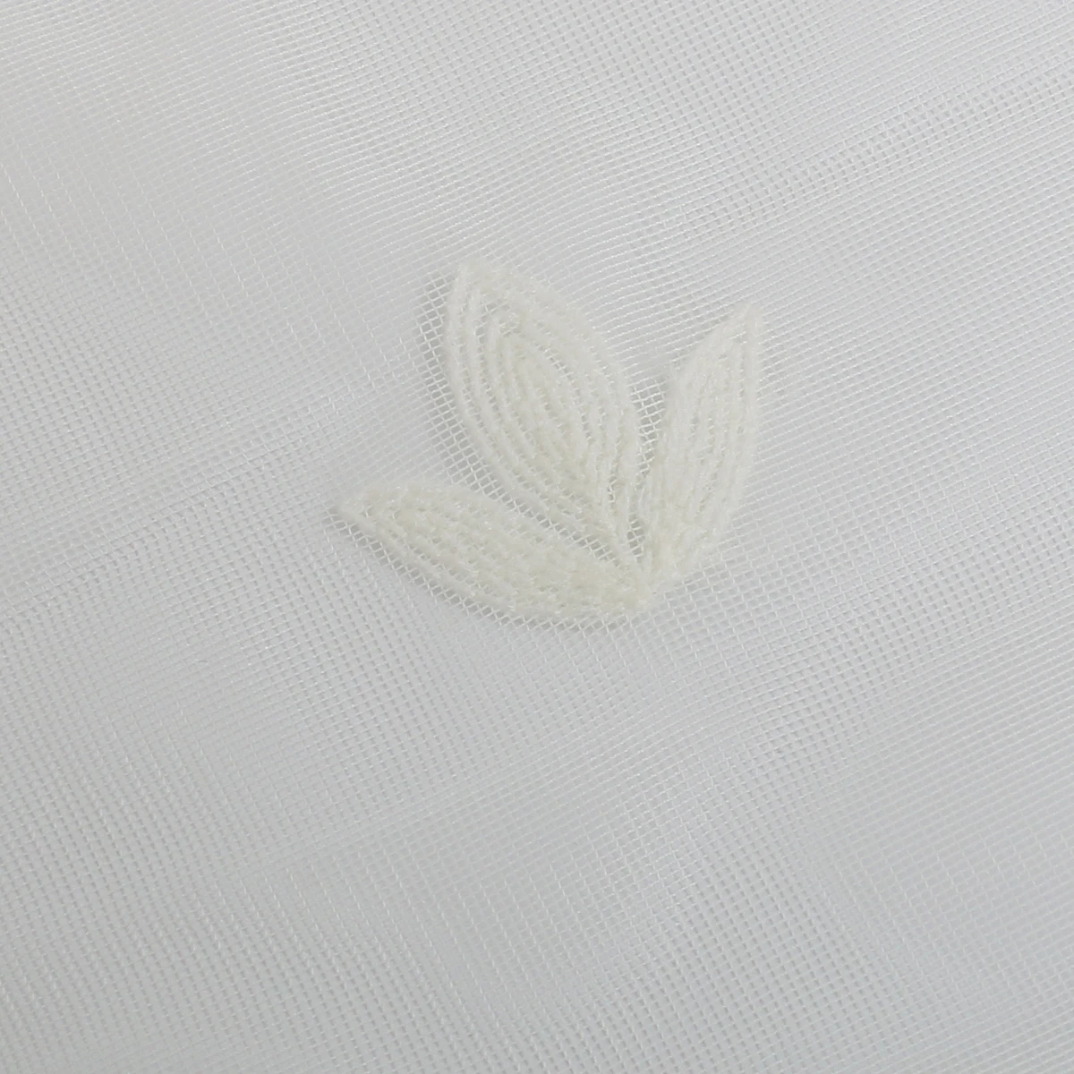 Новинка Современные Геометрические белые тюлевые шторы с вышивкой для гостиной