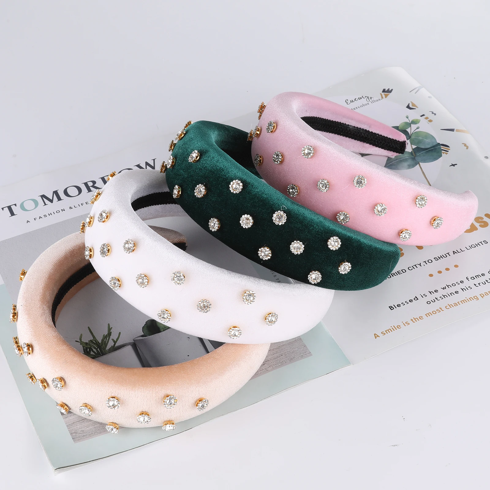 

AWAYTR Fashion Handmade Sponge Thick Velvet Headbands For Women Accessories Hair Band Wide Pearls Padded Hairbands Hair Hoop2021