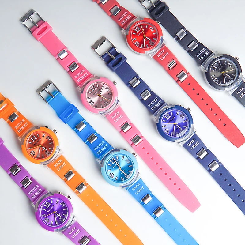 Детские светящиеся часы со светодиодной подсветкой цифровые водонепроницаемые