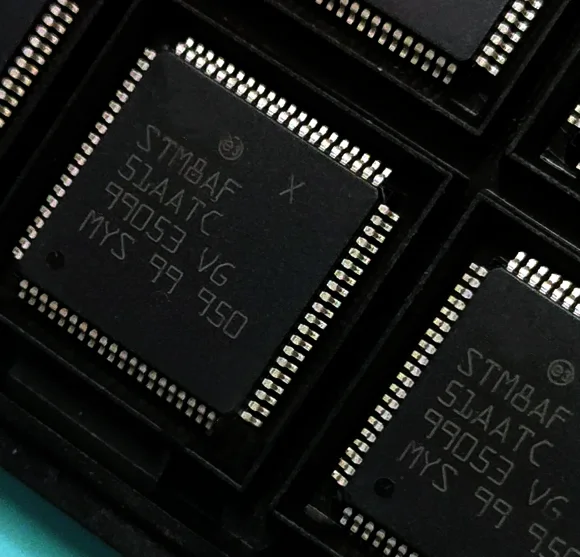 

2-10pcs New STM8AF STM8AF51AATC QFP80 Automobile chip