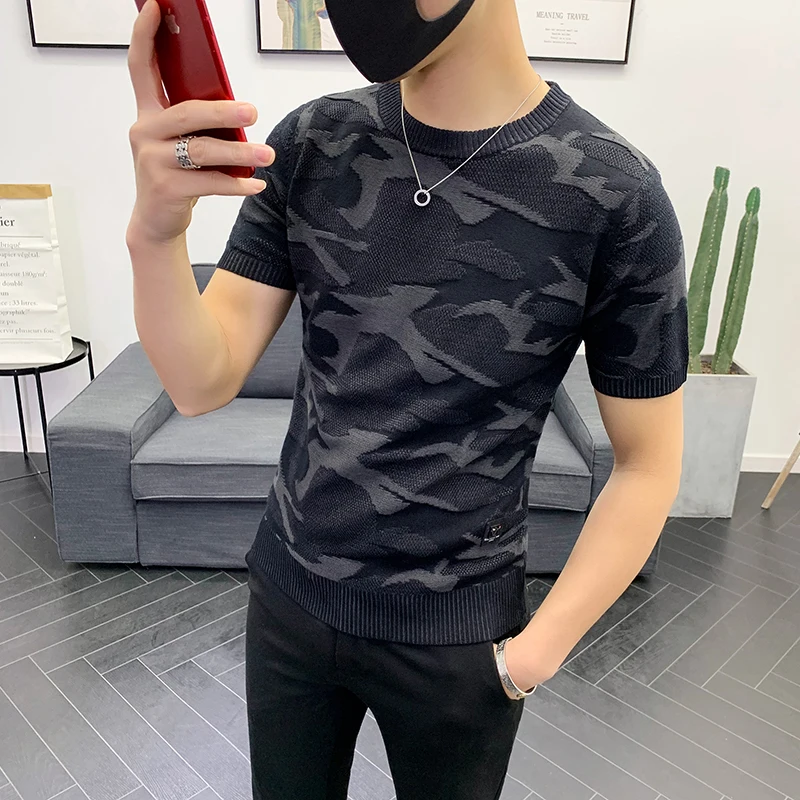 Вязаная футболка с коротким рукавом камуфляжная жаккардовым переплетением