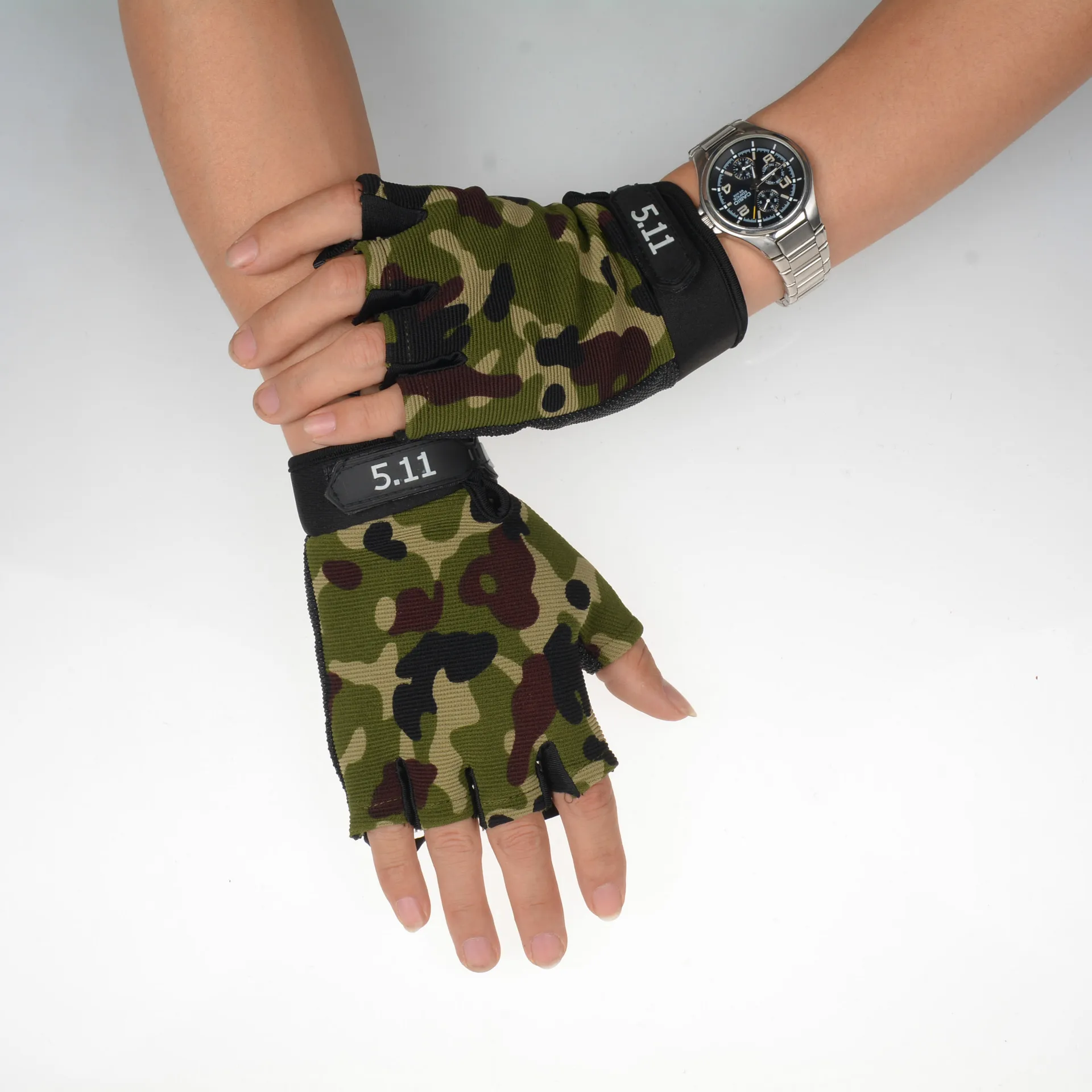 

Fitness Outdoor Tactical Half Finger Gloves Men's Fitness Fighting Non-Slip Cycling