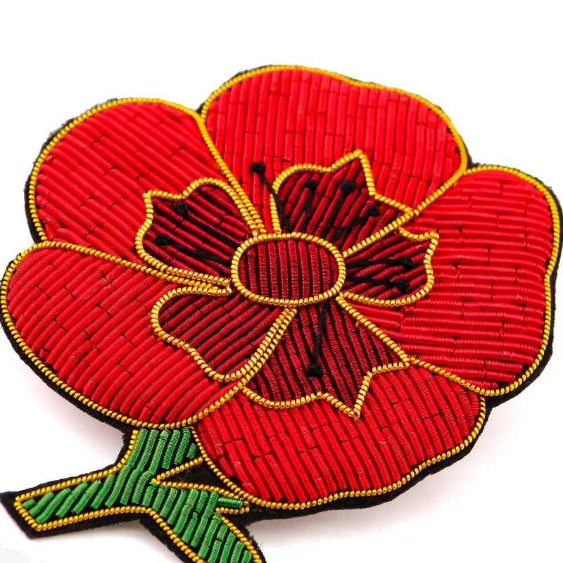 

Hand-embroidered simple rose petal brooch men and women accessories Indian silk badge coat cardigan brooch