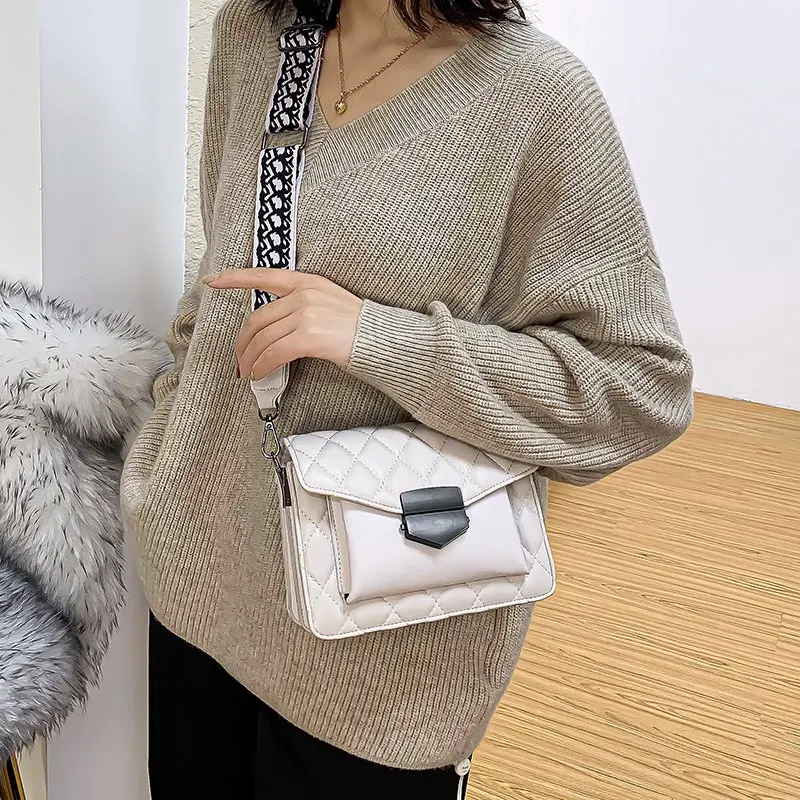 

2021 SUMMER FASHION LADY SHOULDER BAG LUXURY SMALL HANDBAGS