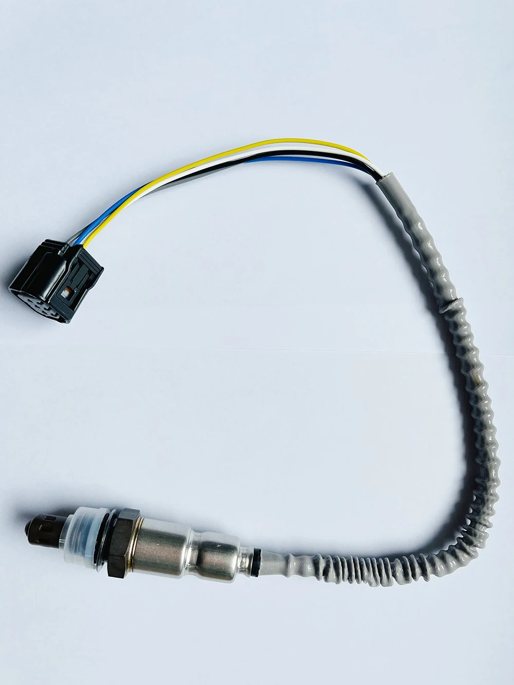 

Датчик кислорода для японских автомобилей SUZUKI OEM №: UAA0001-SU007 63R30