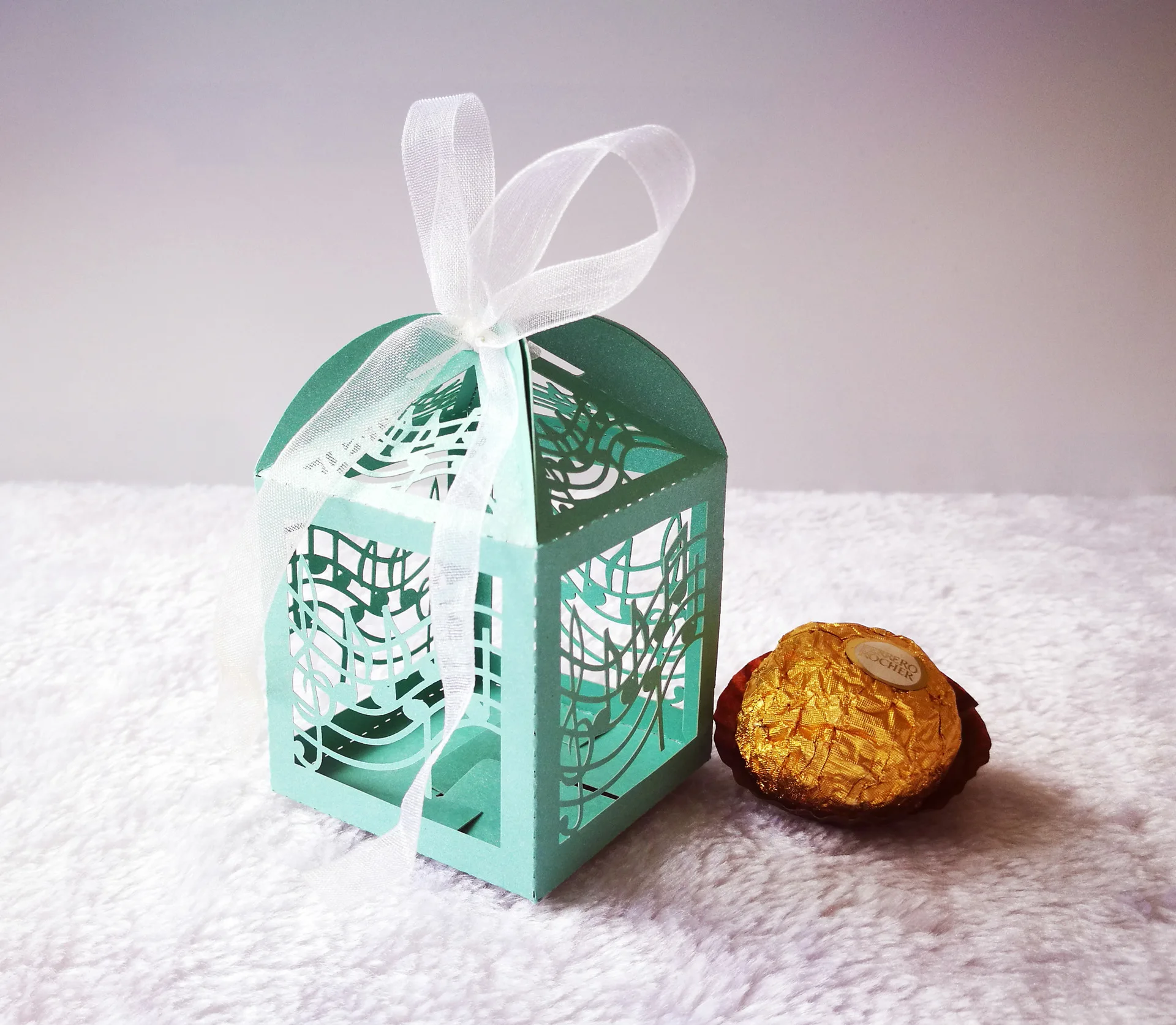 50 шт. полый резной музыкальные коробки для конфет Подарочная коробка детского