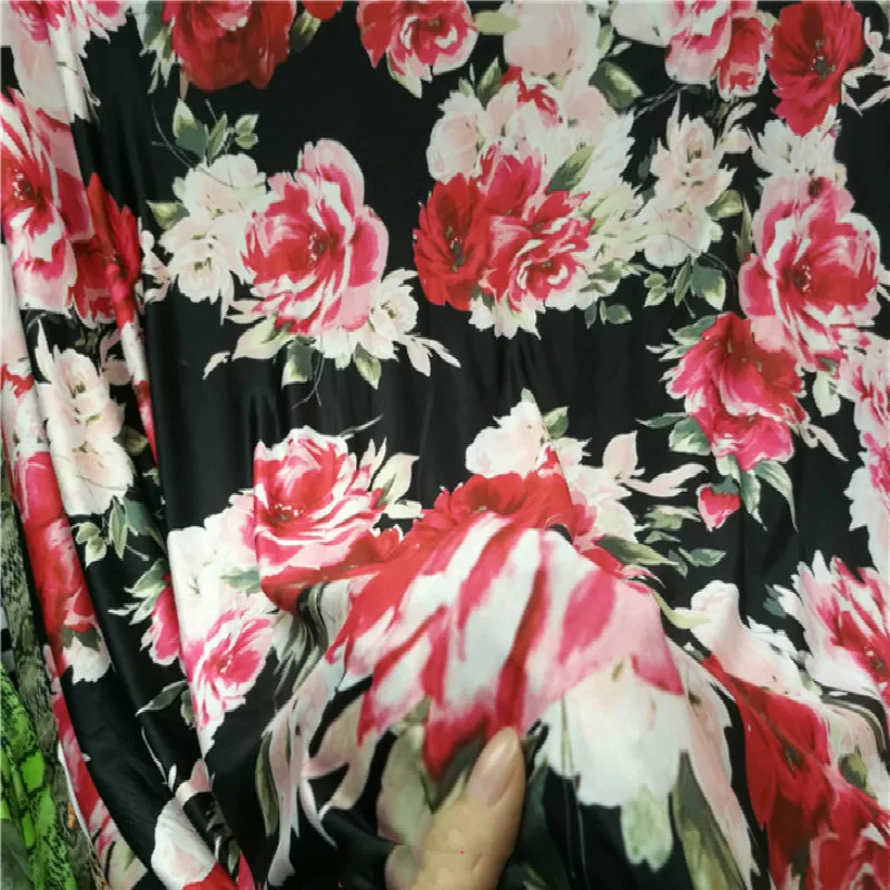 2020 эластичная шелковая ткань с большими цветами черная нижняя принтом розы для