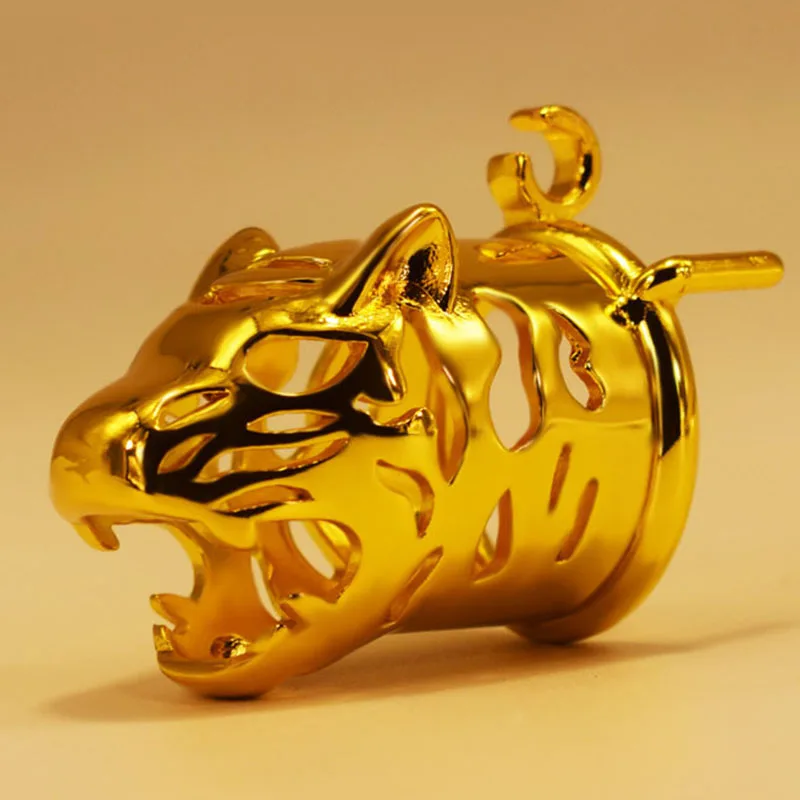 Позолоченные голова тигра в клетку с изогнутым металлическое кольцо для члена