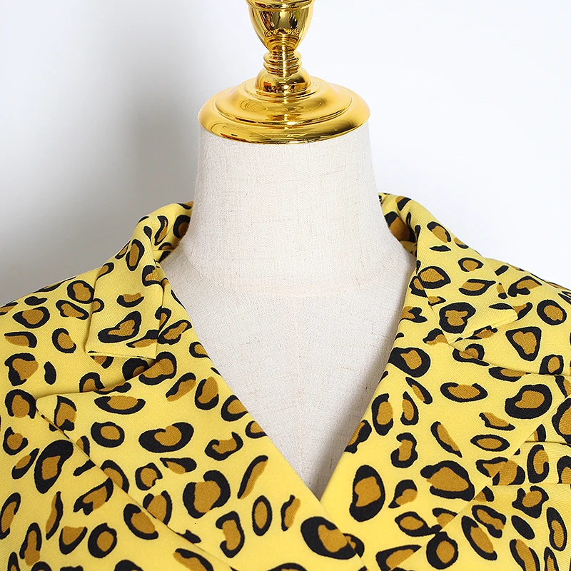 

GALCAUR Leopard Print Jackets For Women Lapel Flare Long Sleeve Hit Color Loose Vintage Short Coats Female 2020 Autumn Clothing