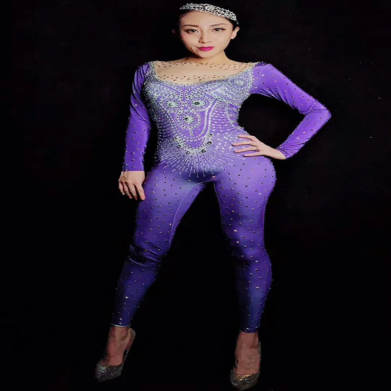 Фиолетовый комбинезон с блестящими кристаллами наряд эластичными камнями боди