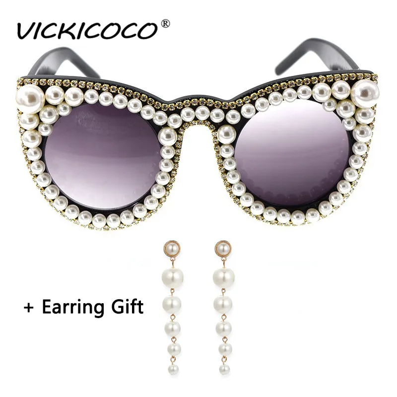 

Fashion Pearl Cat Eye Sunglasses Women Luxury Diamond Chain Decorate Rhinestone Sun Glasses For Elegant Lady Pearl Earrings Gift