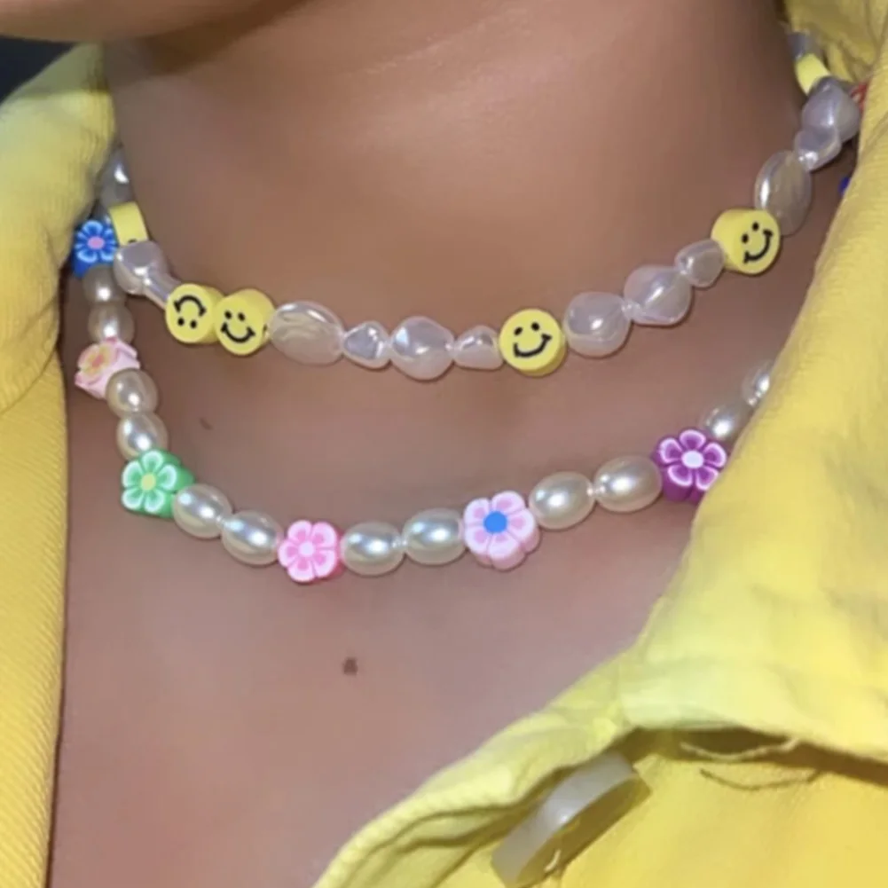 

Sweet Smiley Face Pearls Beaded Necklace For Women Candy Color Bead Choker Handmade Baroque Pearl Necklaces Femme Party Jewelry