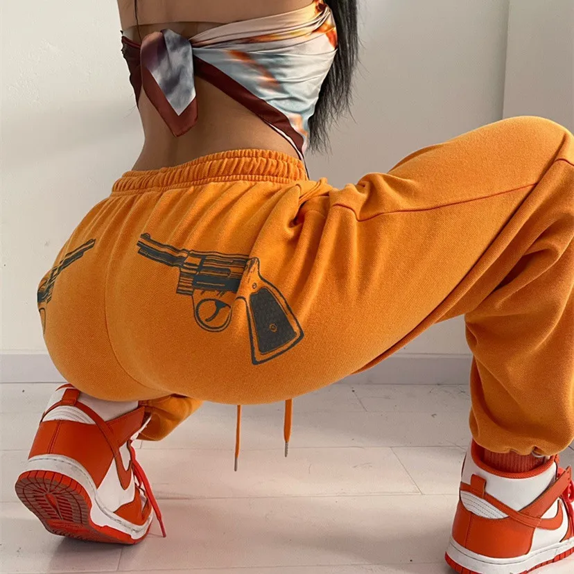 

Женские спортивные брюки Y2k с принтом пистолета, черные хлопковые брюки с высокой талией в стиле Харадзюку, одежда для отдыха, новинка 2021