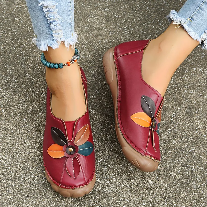 

Spring Autumn Female Retro Thick-Soled College Style Casual Loafers Leather Patchwork Fashion Flowers Women Shoes Moccasins