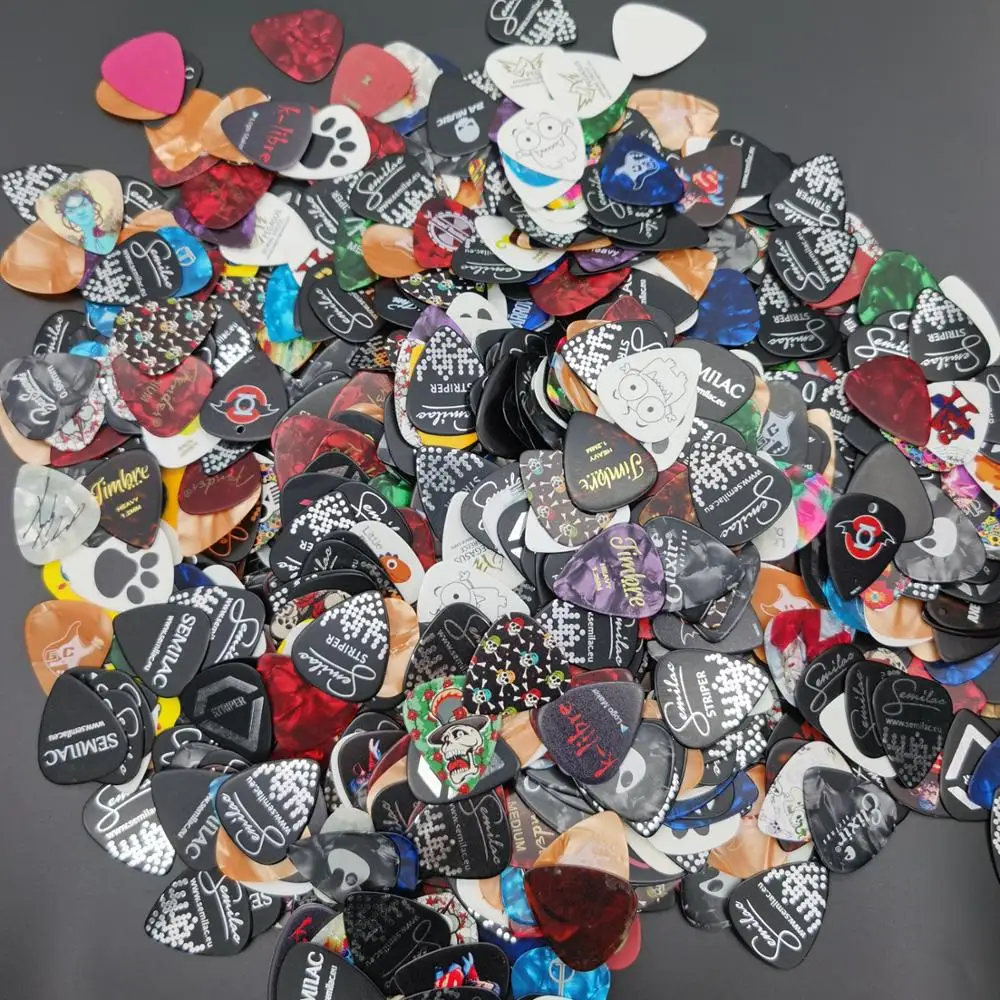 15 picks gauge celluloid gitarre plektren in eine box wpicks halter einzigartige gitarre geschenk für bass elektrische und akustische gitarren