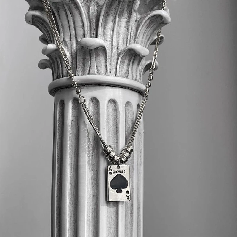 

Men's Necklaces Men's accessories 2021 new trend hip-hop playing card pendant necklace cadenas de acero inoxidable para mujer бу