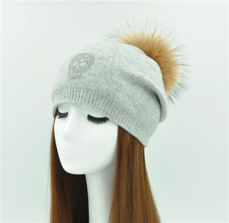 Real Fur Winter Hat Raccoon Fur Pom Pom Hats Shining Rhinestone For Women Brand Thick Women Hat Wholesale Knitted Beanies Cap