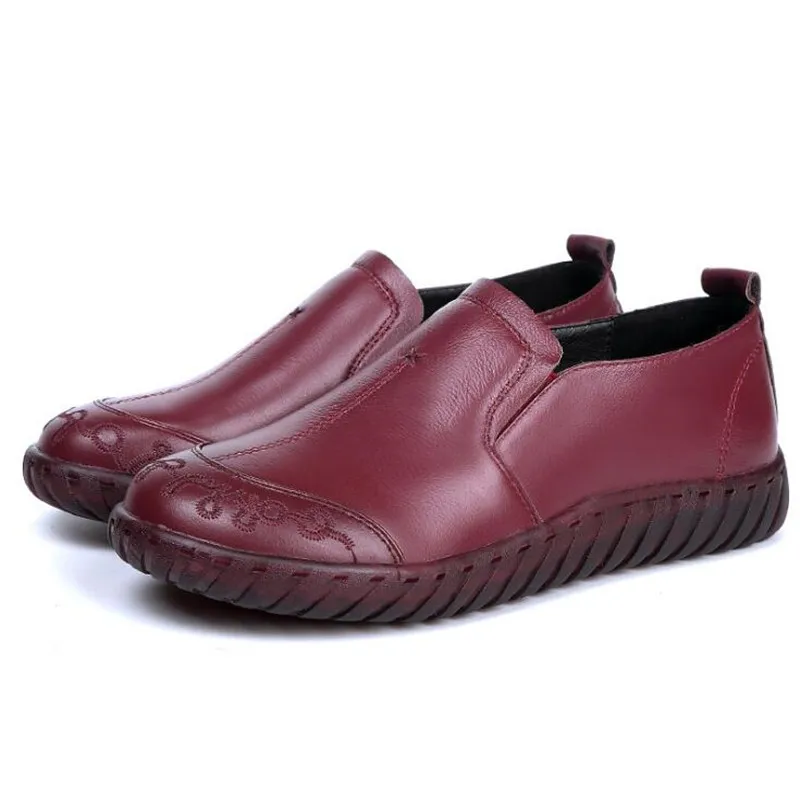 

Spring Ladies Genuine Leather Handmade Shoes Women Flat Shoes Cowhide Mother Shoes 2020 Summer Soft Loafers Flats Female