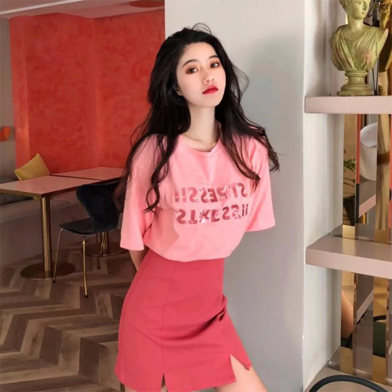 2020 Summer's Two Piece Set Playful Goddess Net Red Dress A Two-piece of French Age Reduction Temperament Show Thin |