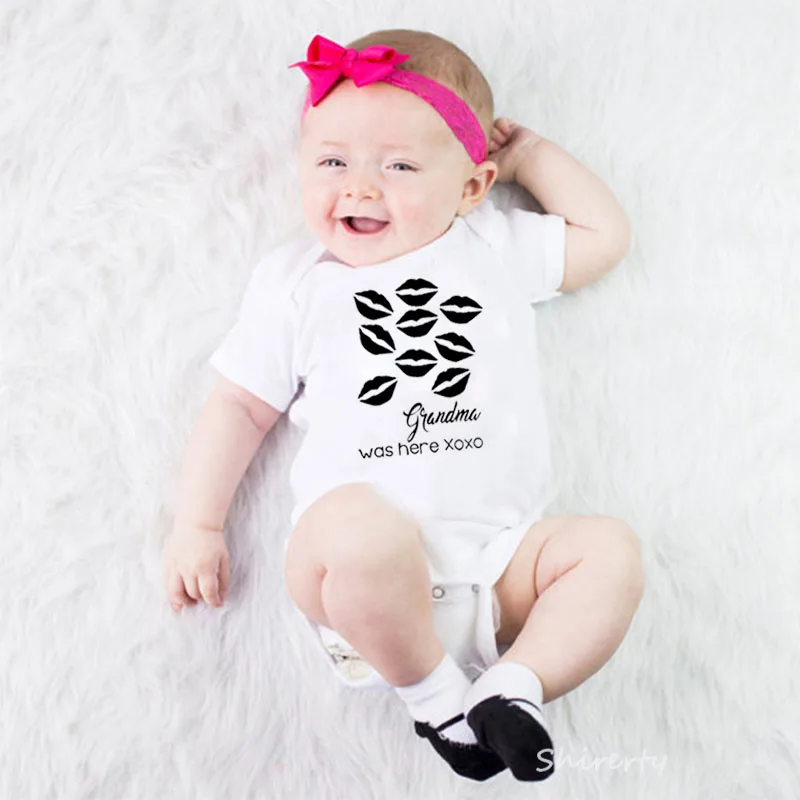 Футболка со смешным буквенным бабушка здесь ромпер с изображением губ хлопок