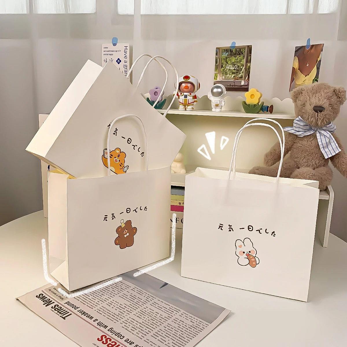 

Симпатичные Мультяшные Медвежья, кролик, тигр, картонные сумки с ручками, 4 вида, детские подарки, сумка большой емкости, Упаковочные сумки, п...