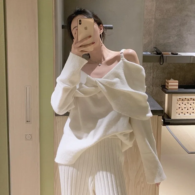 Женский вязаный свитер на бретельках DEAT весенний однотонный облегающий