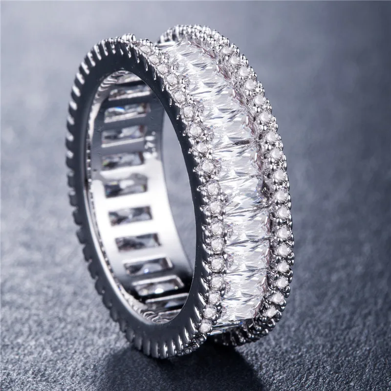 

New Style Hot Sale Retro Luxury Lady Zircon Ring Full Diamond Jewelry Hand Ornament Charm Hollow Jewelry Valentine's Day Gift