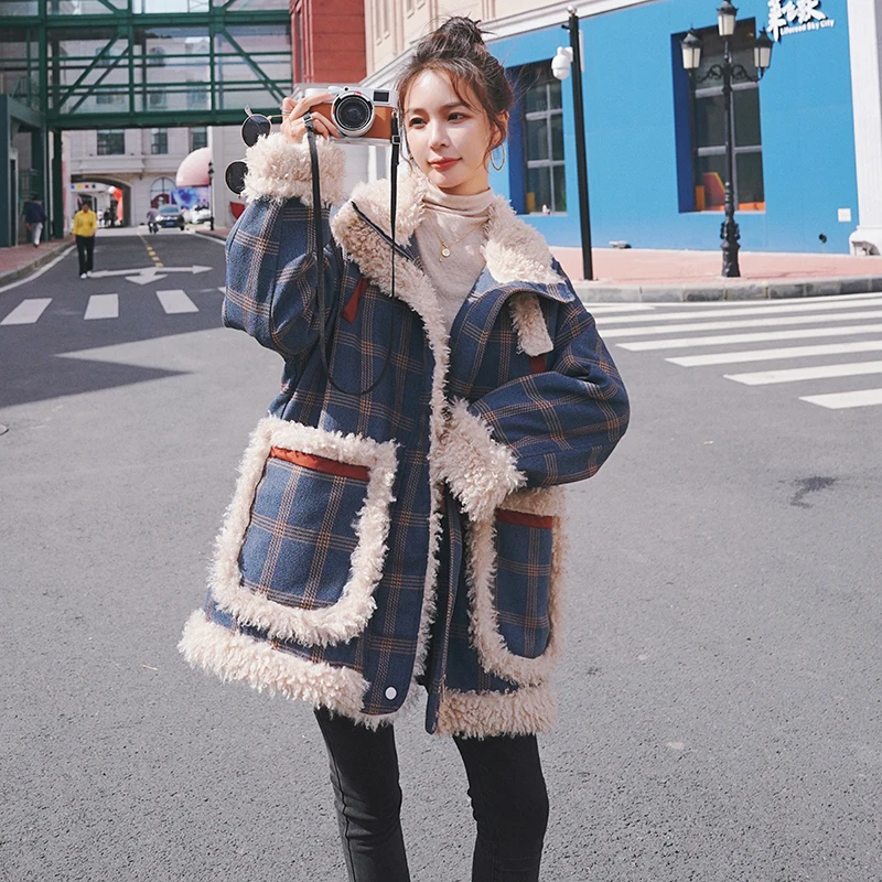 

Women Woolen Jacket Winter New Korean Mid-Length Lamb Wool Warmth Stitching Plaid Loose Big Pocket Fashion Cotton Coat