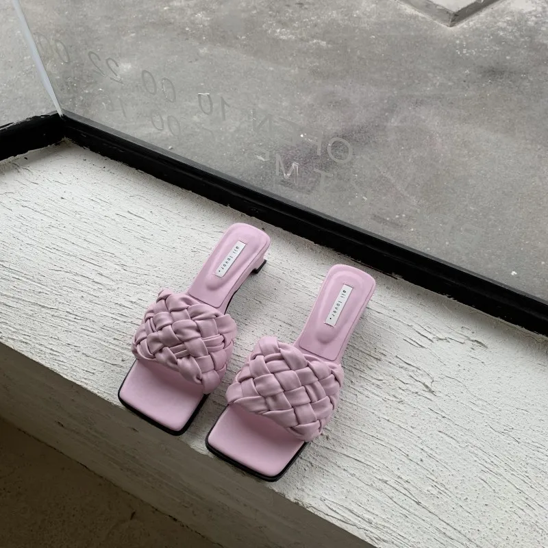 

2021 spring and summer woven square head sandals for women