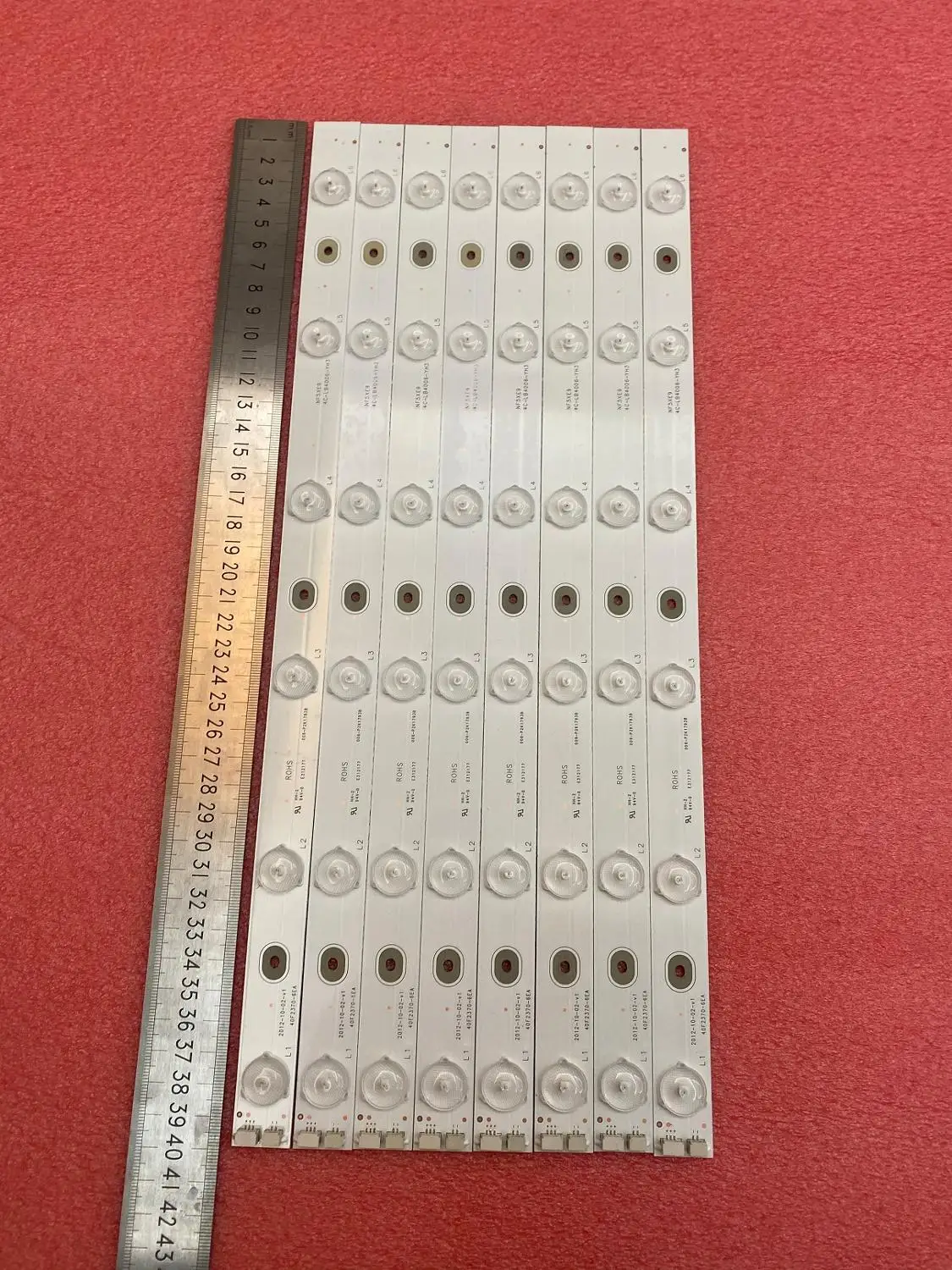 Светодиодная лента для подсветки TCL Toshiba L40F3307 Dl4061 40F2370 6EA E312177 006 P2K1793B NF5XE9 4C LB4006 YH3 40