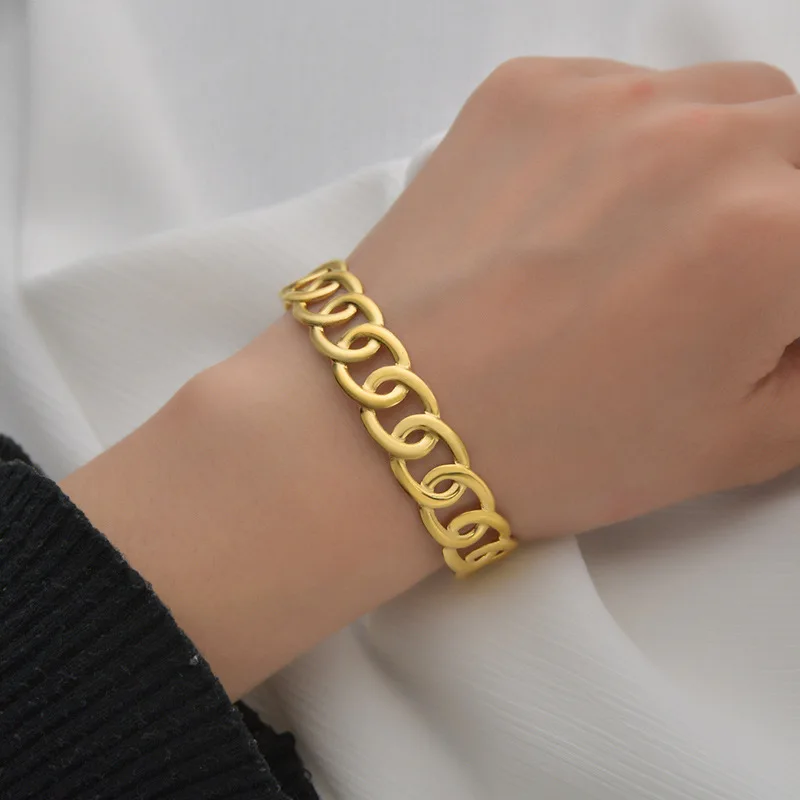 

Stainless Steel Gold Plated Women's Bracelet French High Sense Chain Strip Open Bracelet Fashion Atmosphere Luxury Jewelry