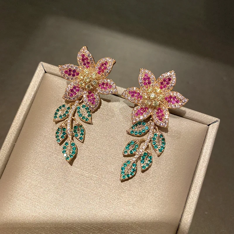 

Grace Stamen Crystal Flowers Earrings Fashion Temperament Cubic Zircon Wedding Party Friends Gift For Women boucle doreille luxe