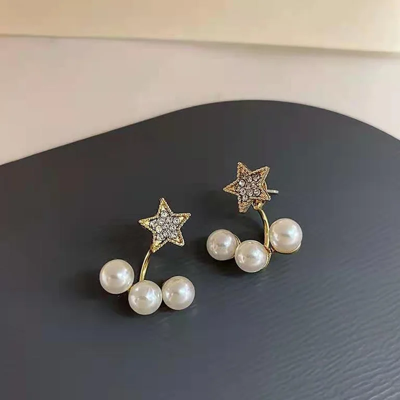 

Simple and Small Three Pearl Pendant Earrings Fashion Ladies Jewelry For Woman 2021 New Wedding Party Girls Golden Star Earrings