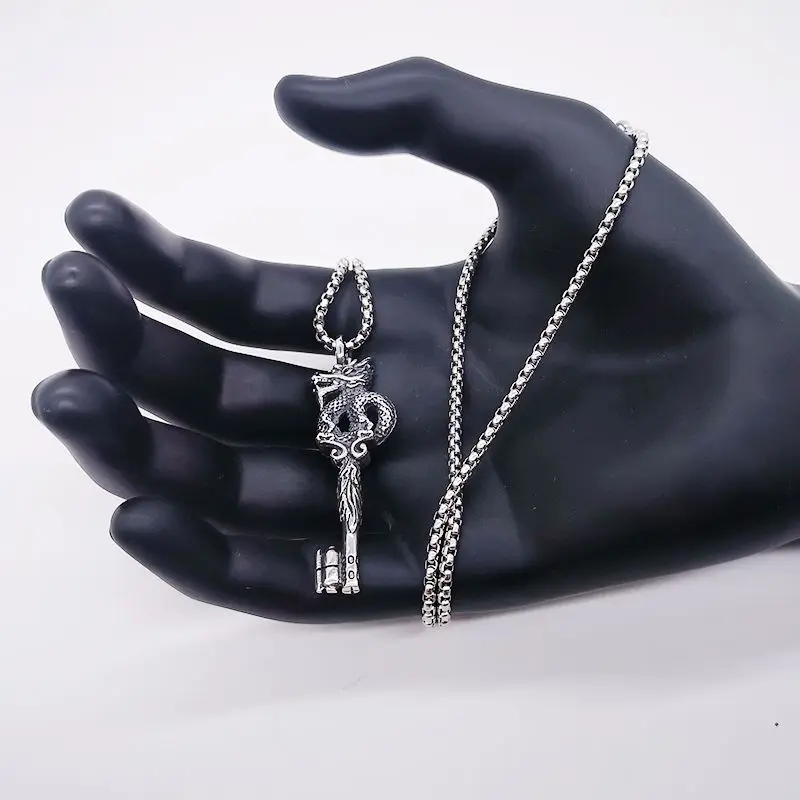 Винтажное ожерелье серебряного цвета с кулоном в виде ключа таинственного