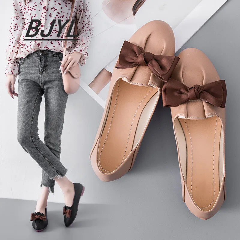 

Low Heel Women's Spring 2021 New Light Soft Leather Large Size Women's Shoes Round Toe Bow Fairy Shoes