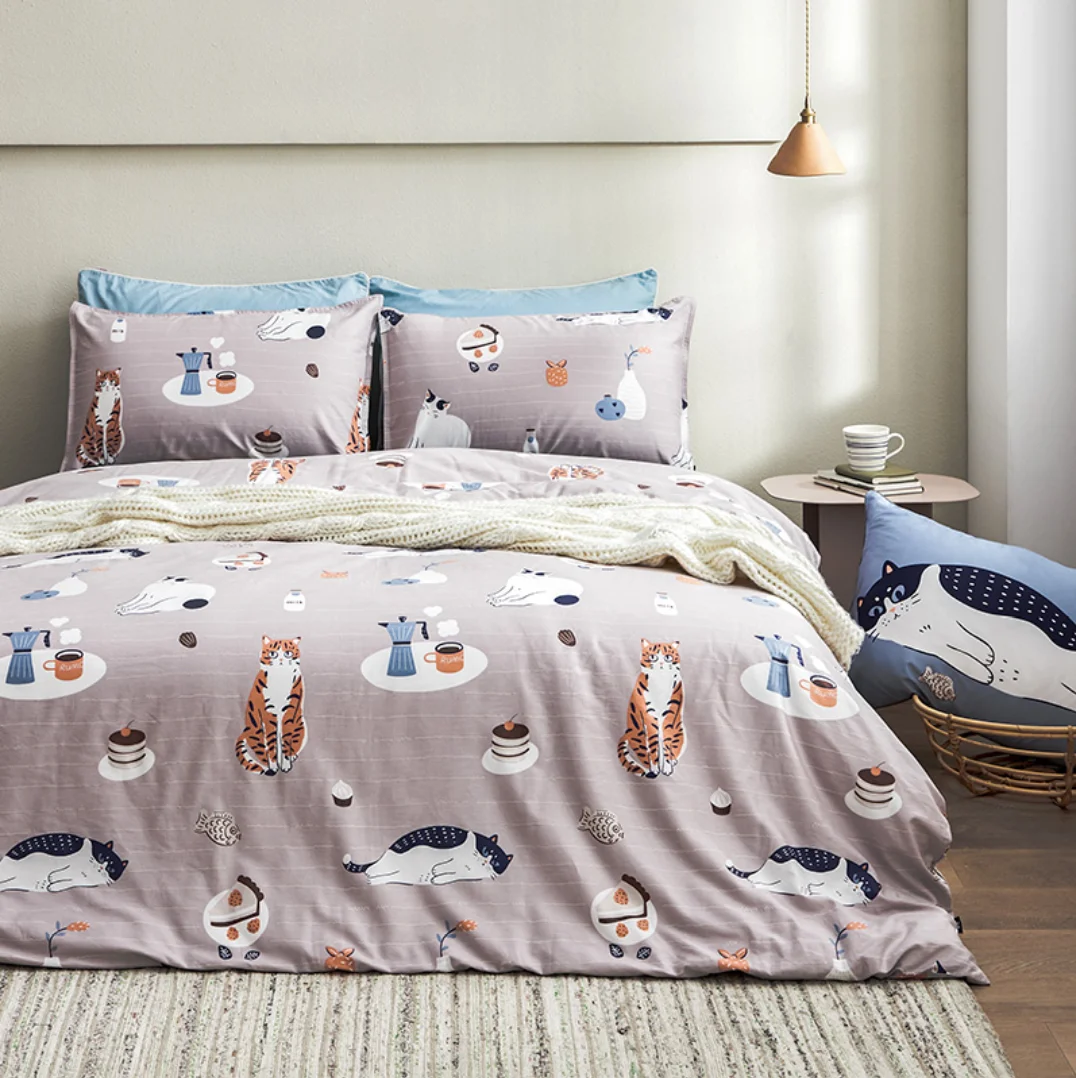 

Cat cotton quilt cover pillowcase three-piece set