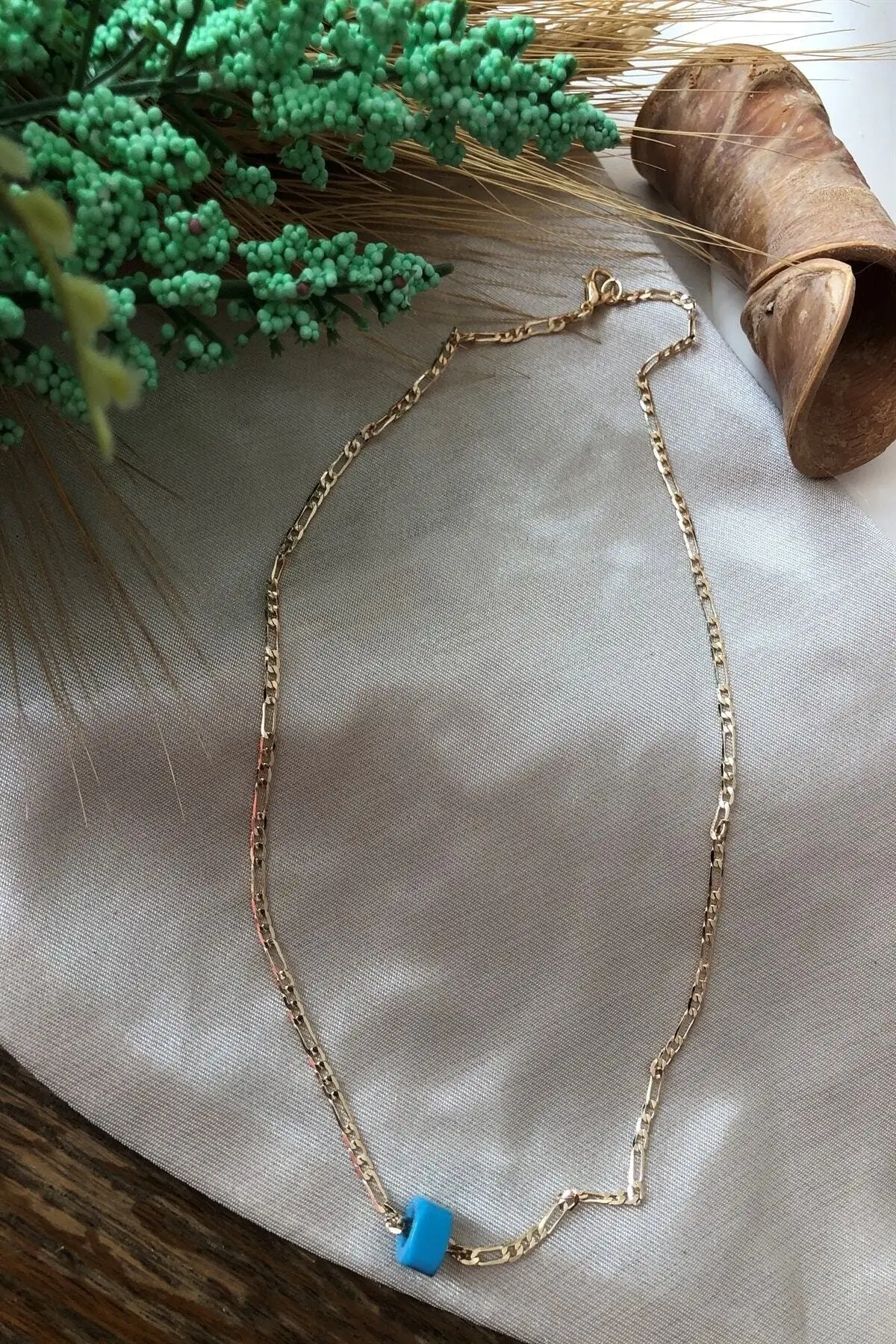 

Women's Nostalgic Beaded Necklace